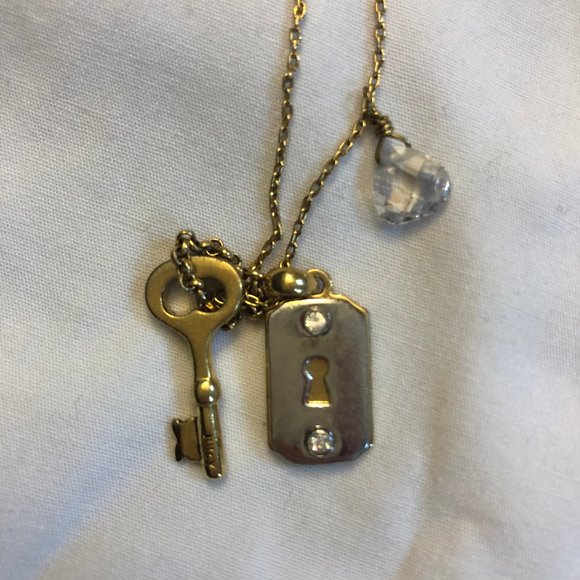 Juicy long lock & key necklace - Picture 7 of 8